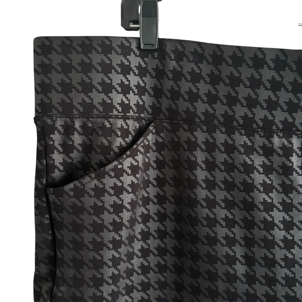 Torrid Pull-On Pocket Pixie Pants Houndstooth Pri… - image 5